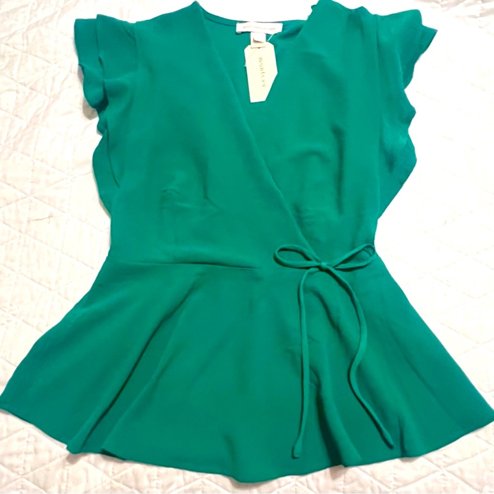 Monteau Los Angeles size M kelly green flutter sleeve blouse tie at waist cute!